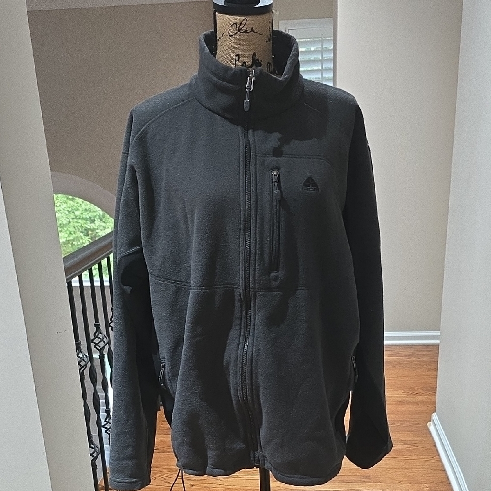 Nike ACG Dark Gray Performance Fleece Jacket